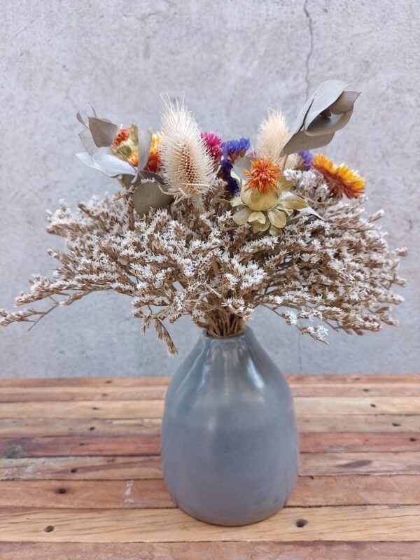 Arreglo floral con ramo estrellita - Imagen 2