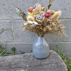 Arreglo floral con ramo estrellita