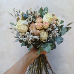 Ramos de novia de rosas secas